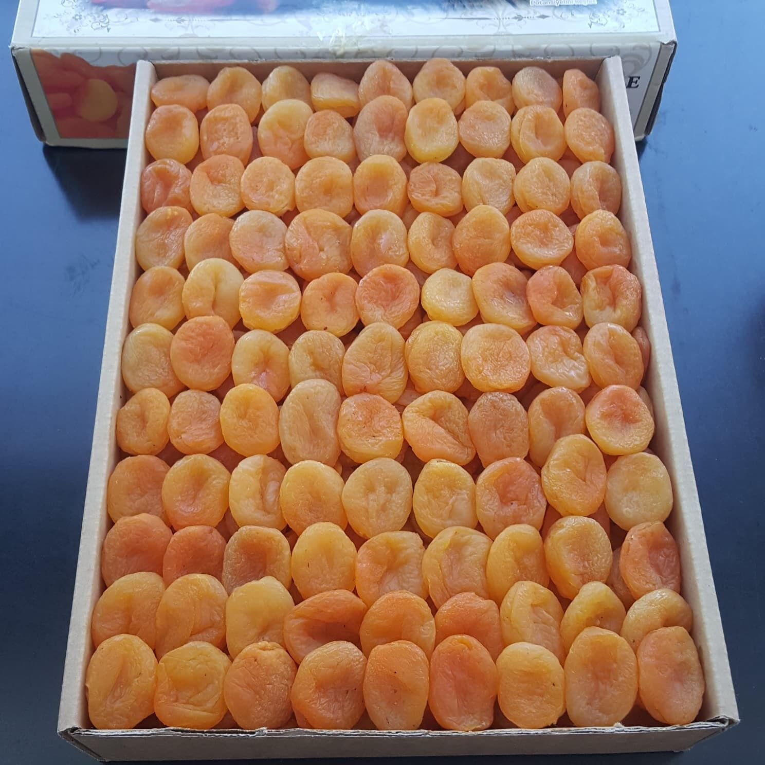 Toptan Lüks Orta Boy Sarı Kayısı 3 No